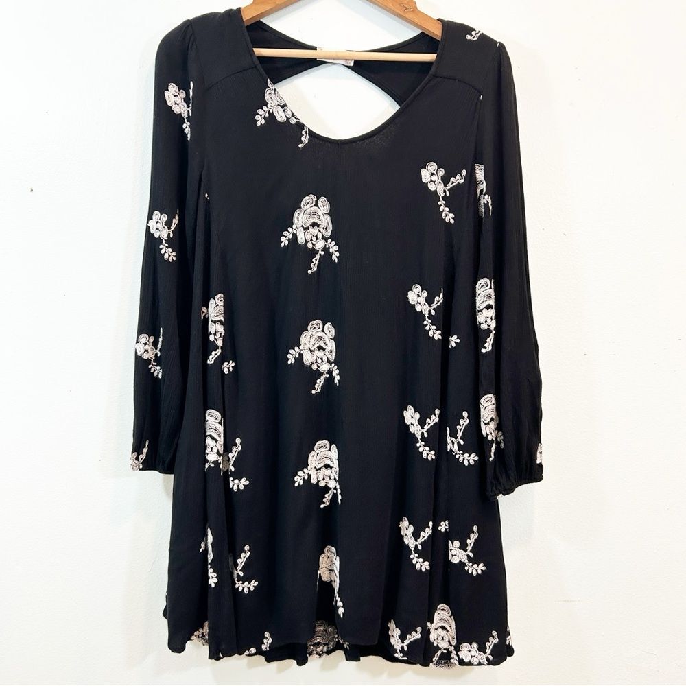 Altar'd State Black and White Scoop Neck Mini Dress Embroidered Bohemian